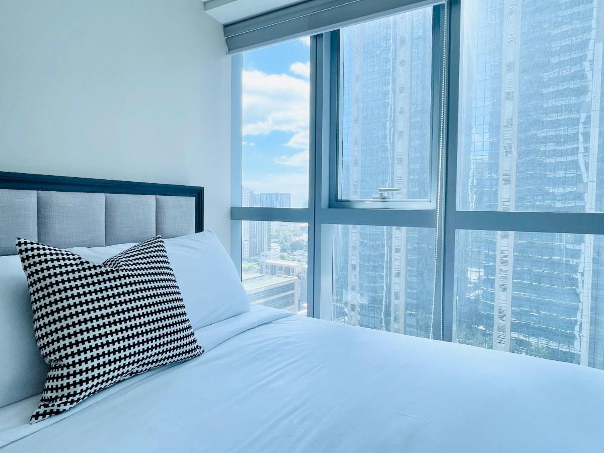 Uptown Parksuites Bgc Taguig Exterior photo
