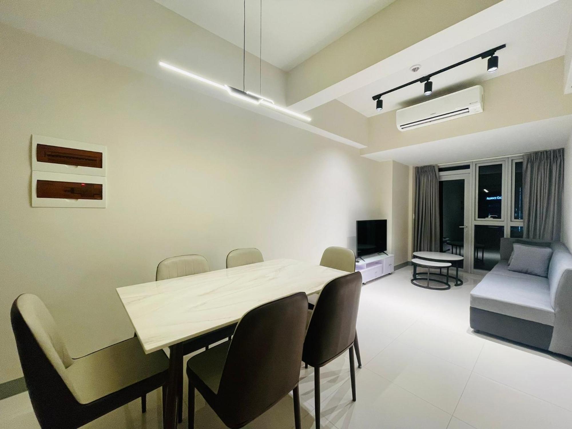Uptown Parksuites Bgc Taguig Exterior photo