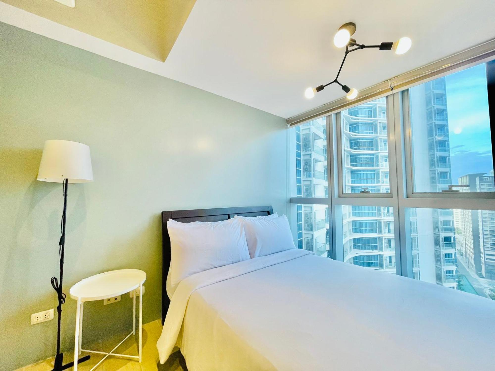 Uptown Parksuites Bgc Taguig Exterior photo