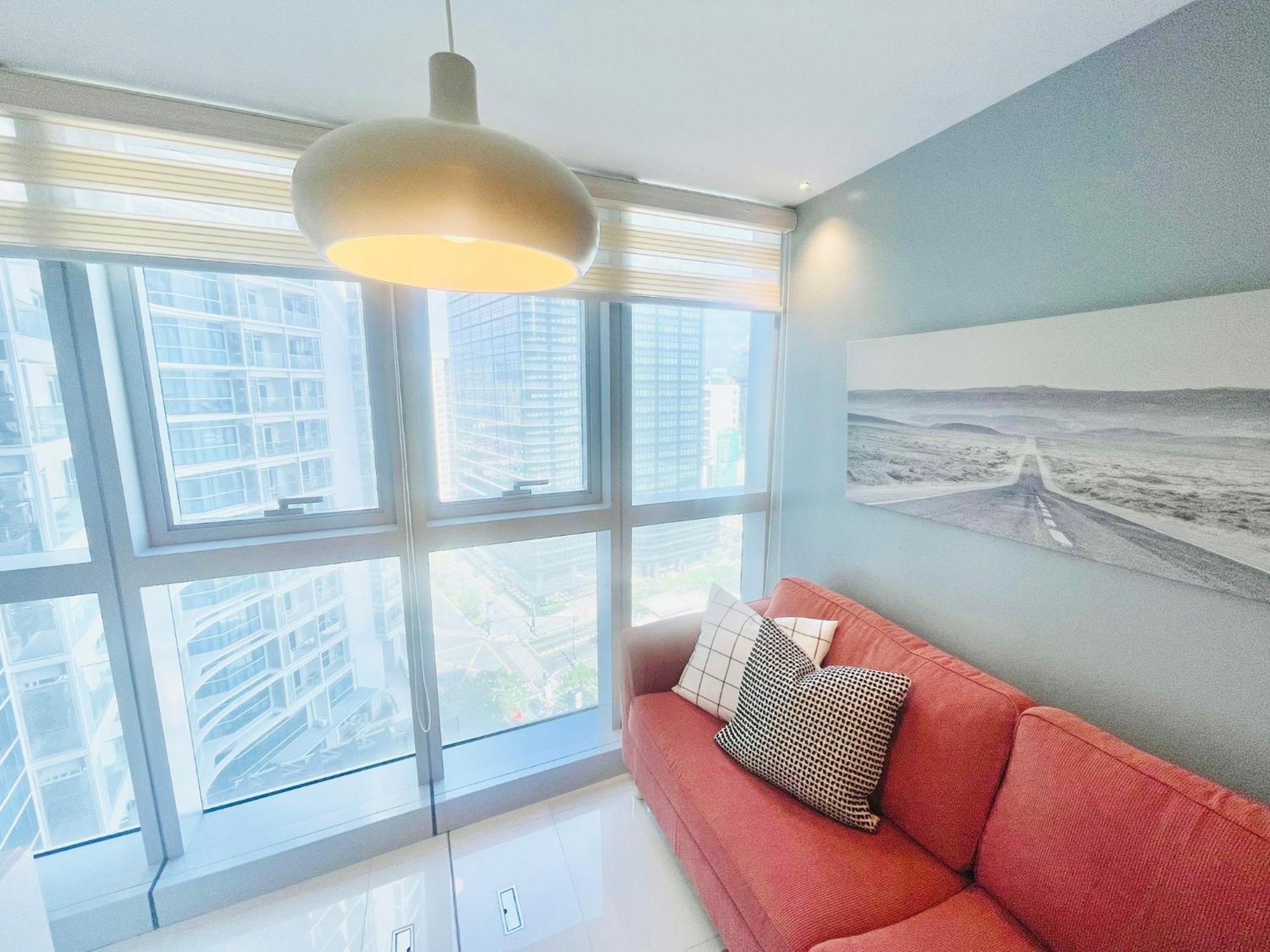 Uptown Parksuites Bgc Taguig Exterior photo