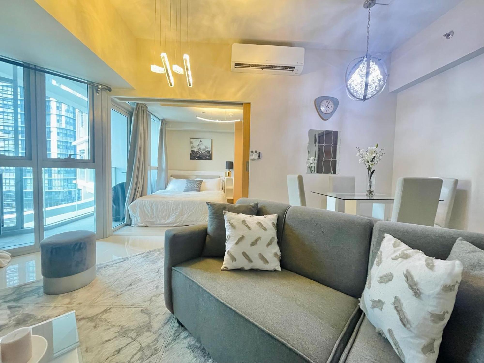 Uptown Parksuites Bgc Taguig Exterior photo
